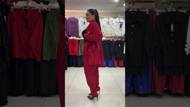P6585 Женская одежда: платья, юбка, кардиганы, леггинсы, куртки, сарафаны, блузки, туники.