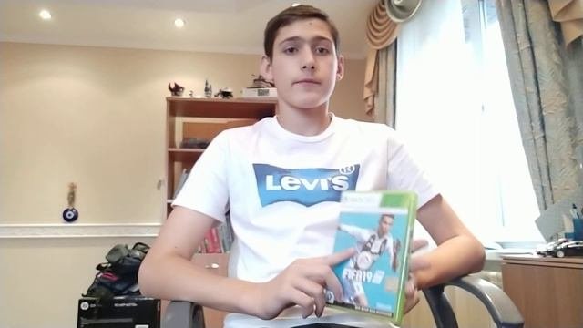 Купил ФИФА 19 на Xbox360