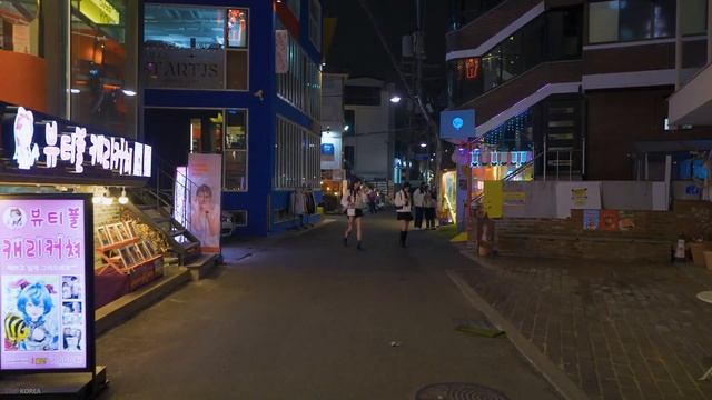 [4K HDR SEOUL] 홍대 거리 토요일 밤 즐거운 산책 | Walking in Hongdae, Trip Korea.