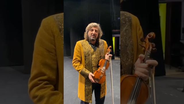 Концерт Вардана Маркоса в Горно-Алтайске в Национальном театре.
