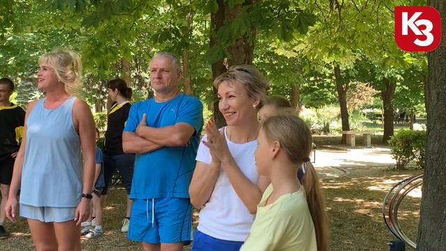 Соревнования «Мама, папа, я – дружная, спортивная семья!» состоялись в каневском парке