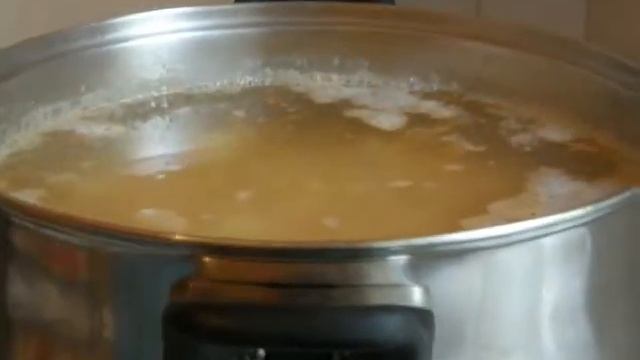 Суп с галушками.