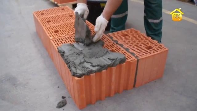 Укладка блоков из тёплой керамики