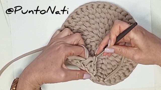 Вязание крышки для корзины
