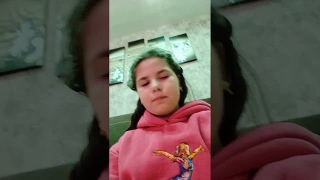 не прищемила палец дверью автомобиля