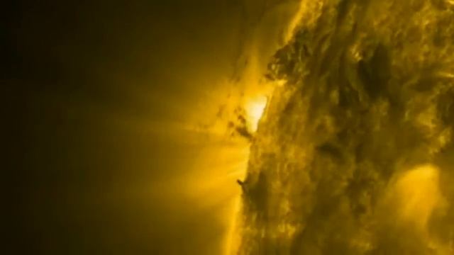 Solar Tornado filmed by Nasa's SDO satellite