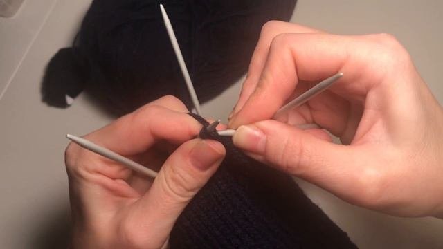 Подробный МАСТЕР КЛАСС: вяжем варежки спицами