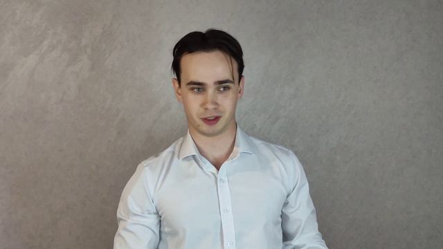 Даниил Иванов, 24 года. Роль - Бармен.