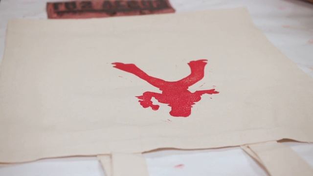 DIY Gifts: Tote-ally Fun Block Printing With Speedball
