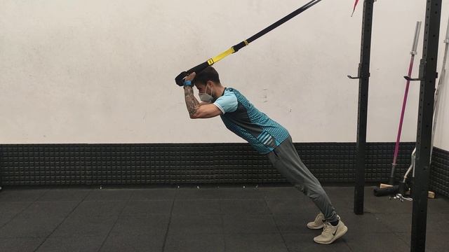 Triceps TRX