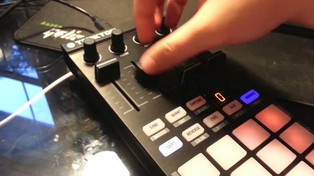 Native Instruments Traktor Kontrol F1 Review