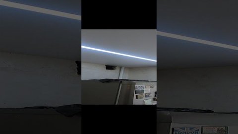 Натяжной потолок с димером. Автоматическое изменение яркости света