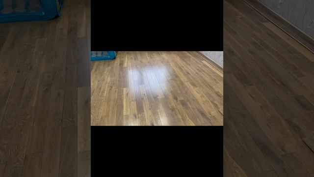 Покраска паркета лаком Loba