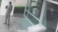 Тырят катушку через проходную