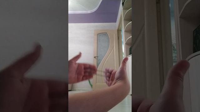фокус и стрельба резинкойАрс покажет как делать фокус и стрелять резинкой