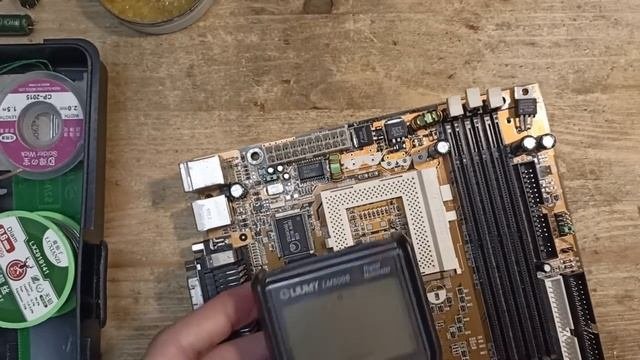 Repairathon 2022: Trying to repair a Super Socket 7 mainboard.