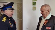 Концерт у дома ветерана: Александра Данильченко с Днём Победы поздравили руководство города Братска