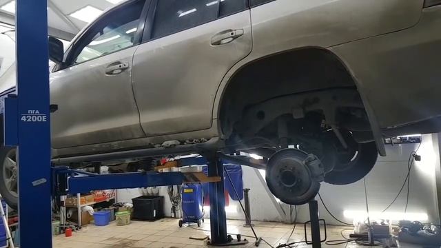 Land Cruiser 200. Задние пружины KLAKSON 64677. Установка заметки.