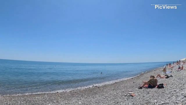 Погода в Сочи Лазаревское 27 мая 2024. Как выглядит сегодня пляж. Обстановка на море.