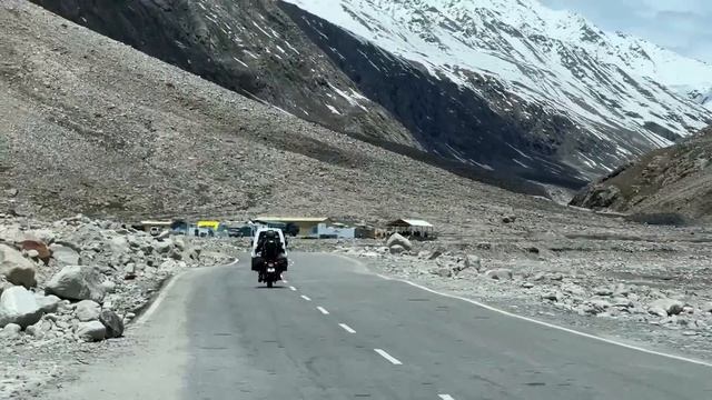 Got stuck at Shinkula pass  Beware of Avalanches  Episode - 3