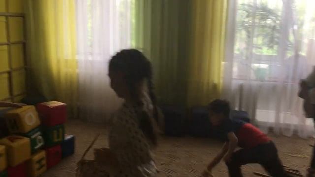 Three little pigs Acting out