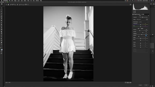 High Contrast Black & White Effect in Photoshop