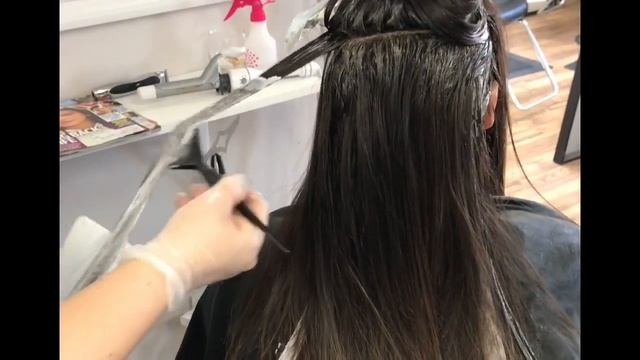 HOW TO ADD BALANCED DIMENSION TO BRUNETTE HAIR/2018