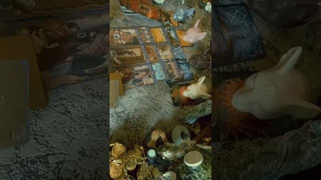Есть ли подклад? Какой?гаданиеонлайнпредсказаниепокартам