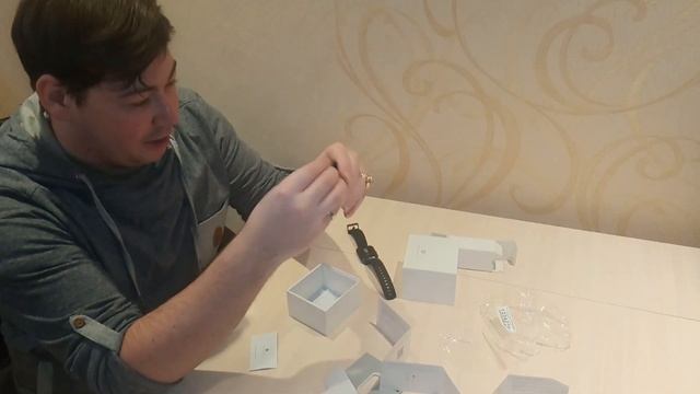 Распаковка часов и фитнес-браслета Xiaomi