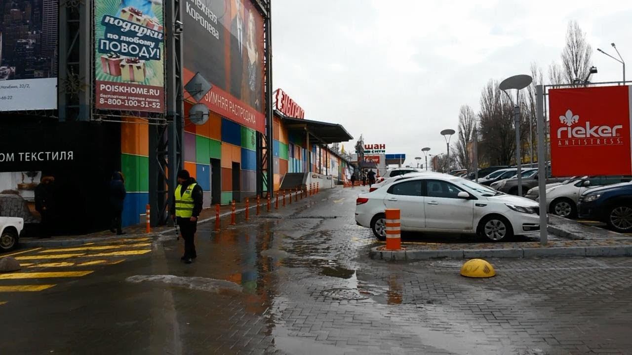 На Горизонте вместо знака кирпич поставили регулировщика