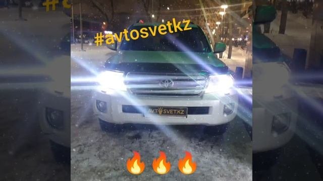 установка штатного ксенона  D4S на Land Cruiser 200