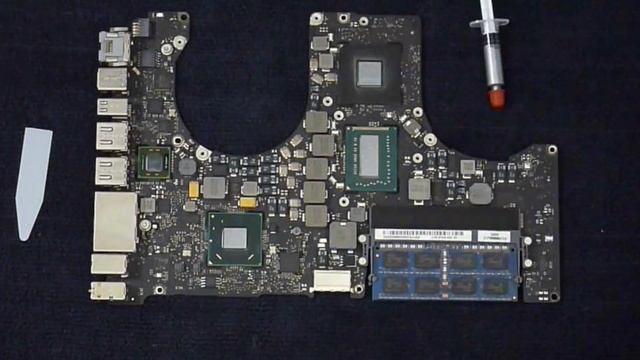 MacBook Pro 15" Mid2012 Thermal Paste Replacement. No more thermal throttling!