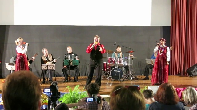 ОТГОВОРИЛА  РОЩА  ЗОЛОТАЯ   - ансамбль Русский квас.