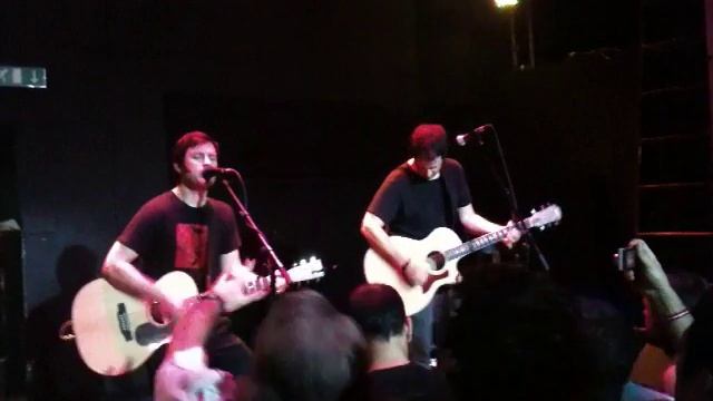 linoleum goes acoustic