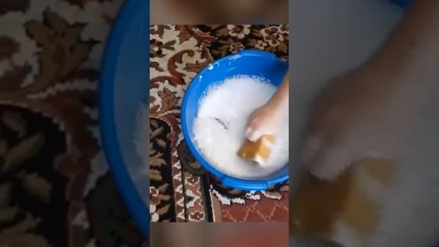 Концетрированное средство для чистки ковров и обивок