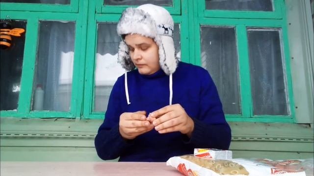 БОМЖ ОБЕД ЗА 50 РУБЛЕЙ В 2019 ГОДУ В РОССИИ | САМЫЕ ДЕШЁВЫЕ СОСИСКИ | КАК ПРОЖИТЬ НА 50 РУБЛЕЙ