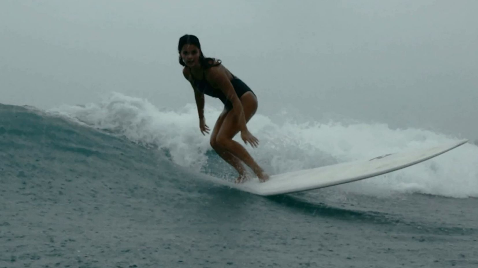 Surf girl ?