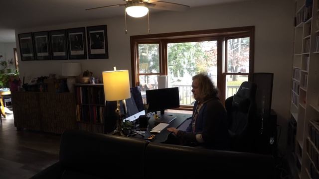 I Surprised my Dad with an Entire Home Office Setup - Ewin Racing Black Friday 2021