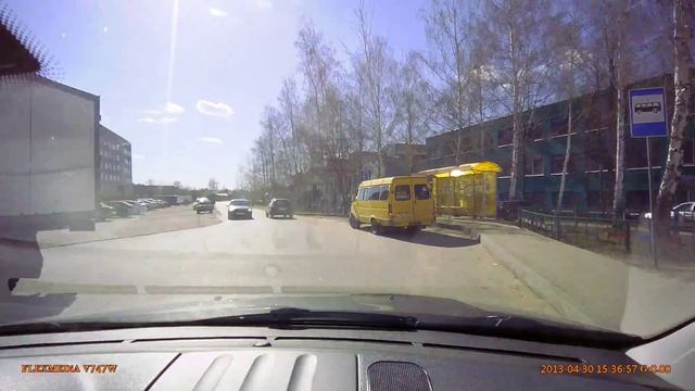 Все маршрутки обоссать и сжечь!