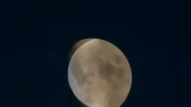 Про Луну