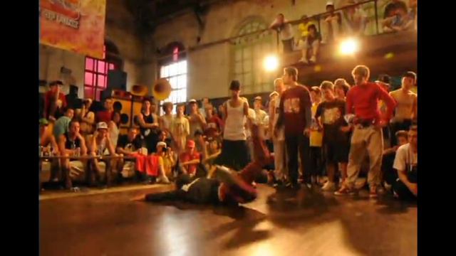 B-boy Lazar (solo)