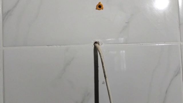 Как быстро повысить зеркало в ванной