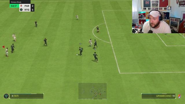 89 ICON PETER SCHMEICHEL PLAYER REVIEW FC 24