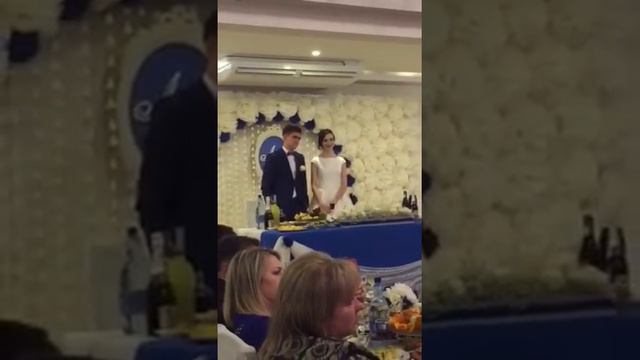 Поздравление на свадьбу сыну. Сын не смог сдержать эмоций