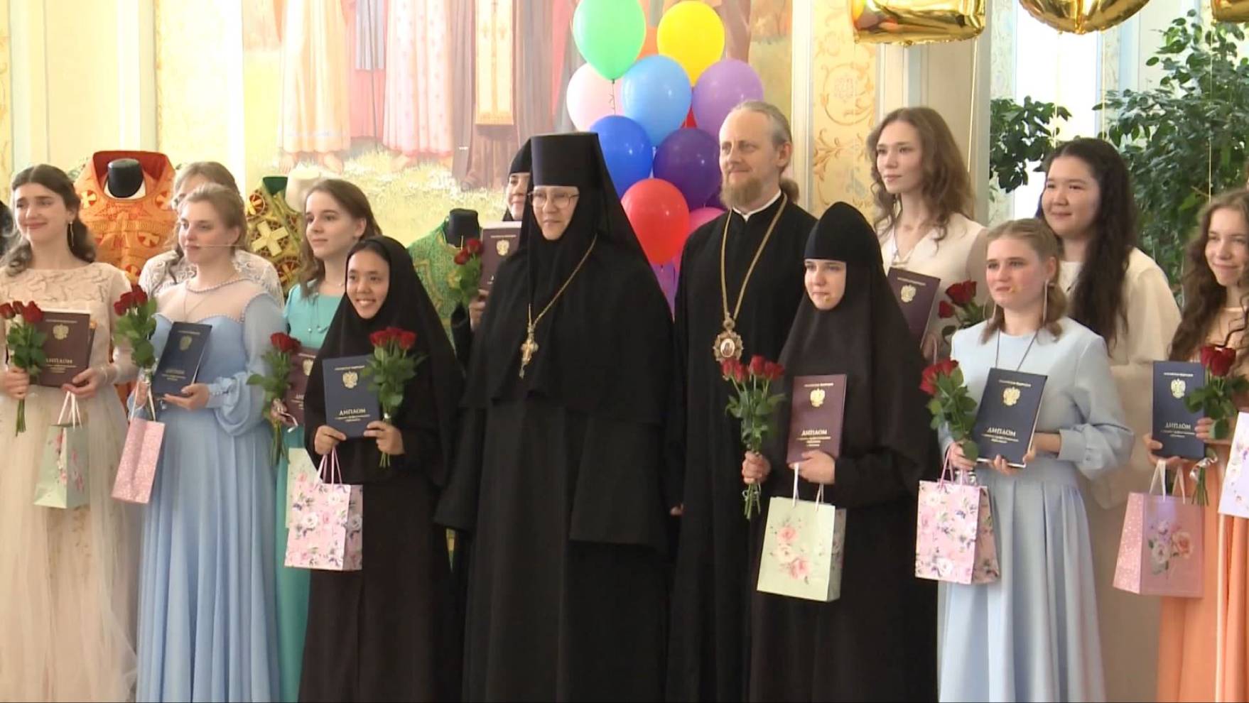 Выпускники православных школ Переславской епархии получили аттестаты