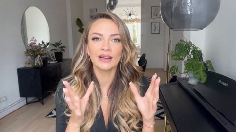 Виктория Неддерманн. Платиновый Лидер Организации.