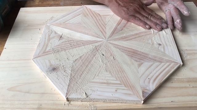 Idea Of Turning Pallet Wood Into Work Of Art. How To Create A Patchwork Of Your Gallery Wall -DIY