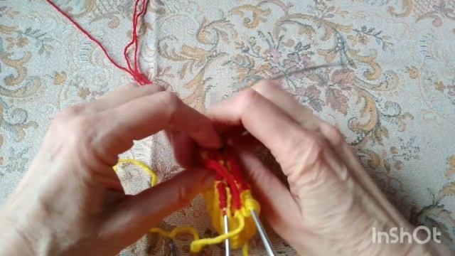 Носки методом хеликс//Вязание по спирали на круговых спицах//два цвета нити//вяжем вместе.