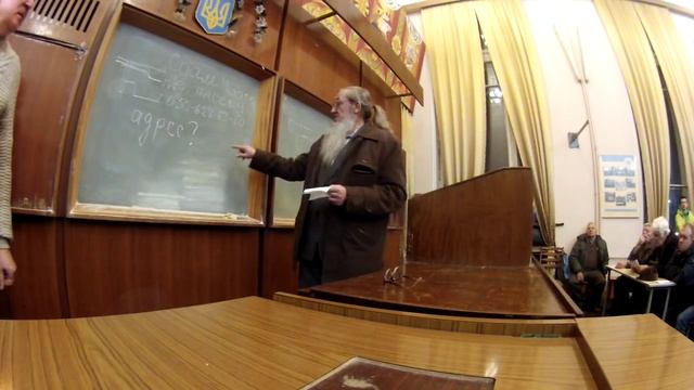 Пчеловодство.Алексей Борода о недостатках "рогатых ульев"