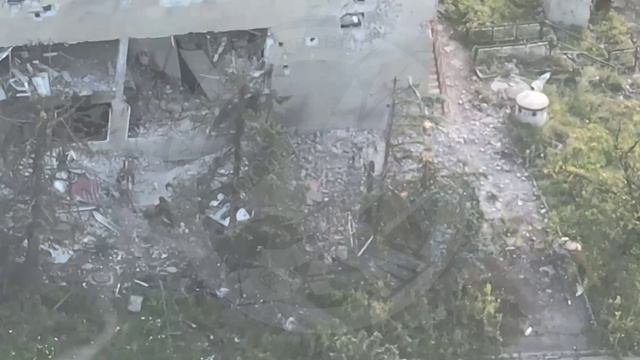 Работа одной из групп отряда РУССКИЕ ЯСТРЕБЫ 1АК ВС РФ.